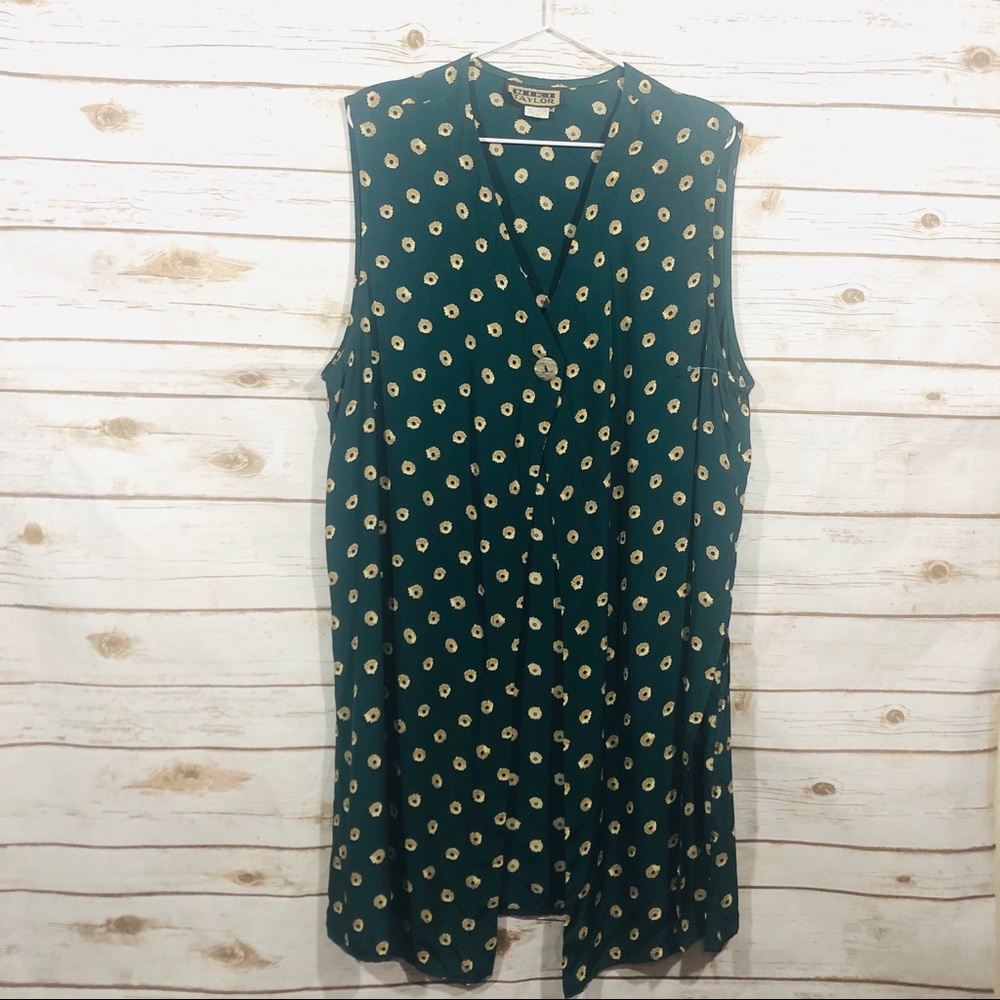 Niki Taylor women’s green sleeveless long kimono